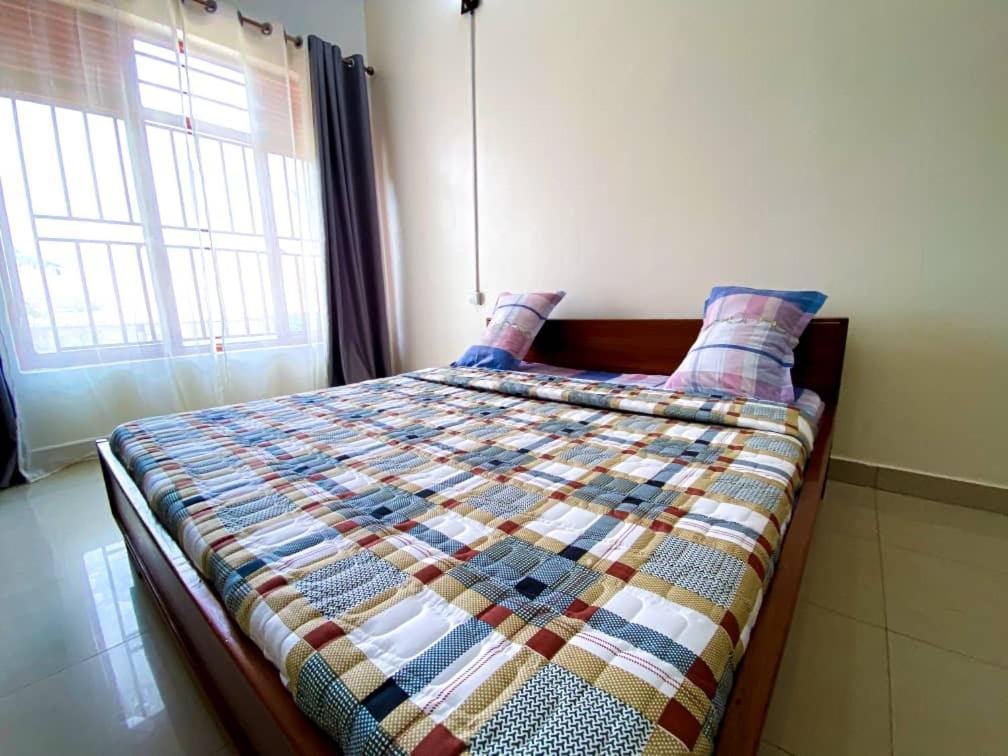 Comfort B&B Кигали Экстерьер фото